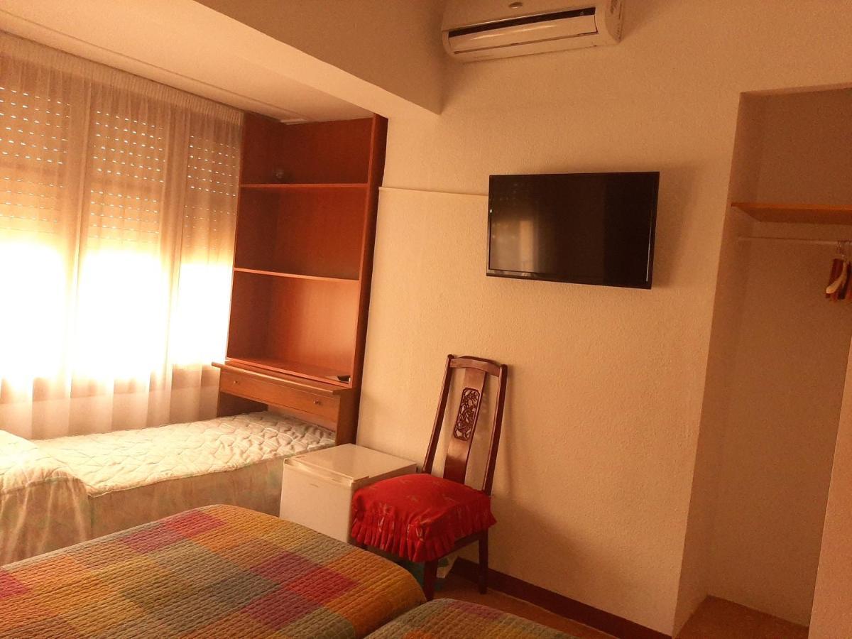 Hostal Platja Cambrils Εξωτερικό φωτογραφία