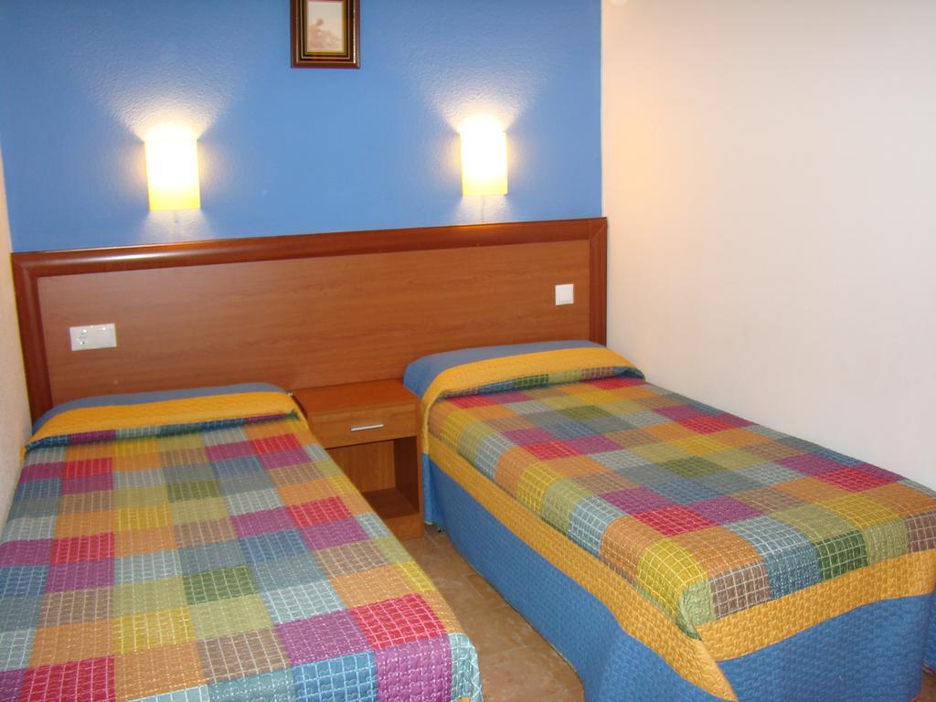 Hostal Platja Cambrils Εξωτερικό φωτογραφία