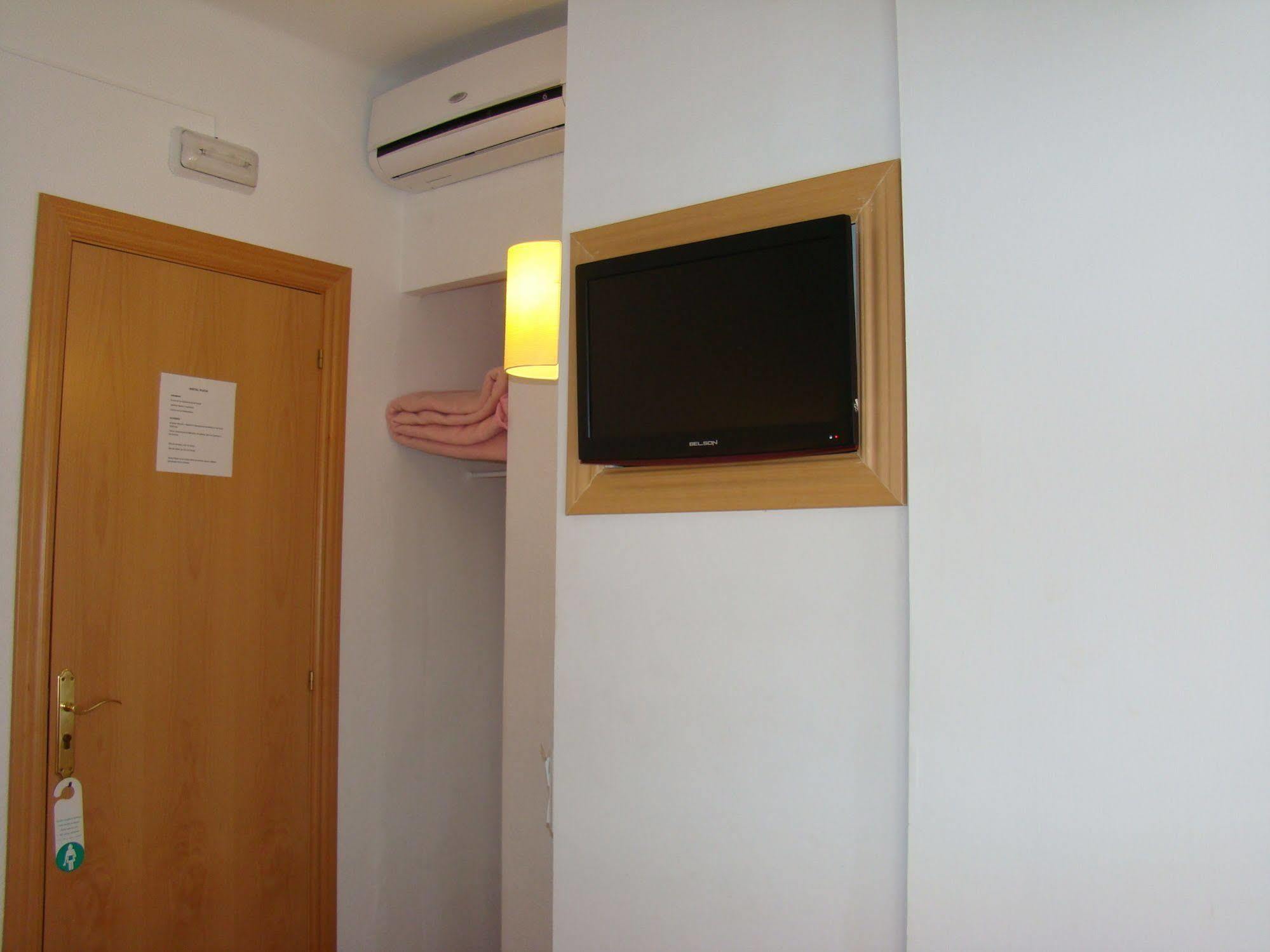 Hostal Platja Cambrils Εξωτερικό φωτογραφία
