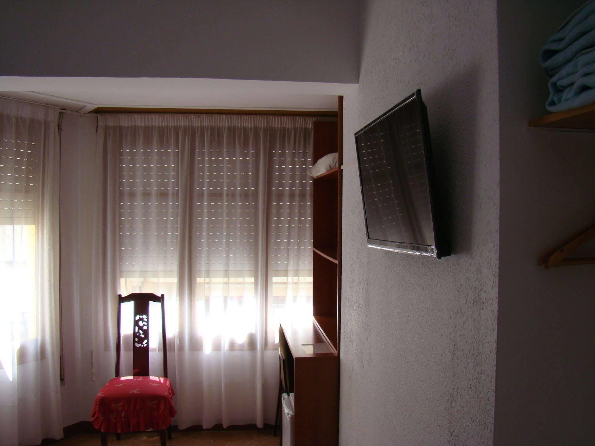 Hostal Platja Cambrils Εξωτερικό φωτογραφία
